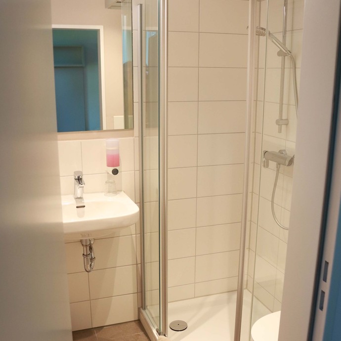 Foto: Jedes Gästezimmer verfügt über ein Badezimmer (vergrößerte Bildansicht wird geöffnet)